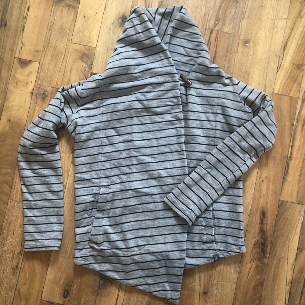M North Face Wrap